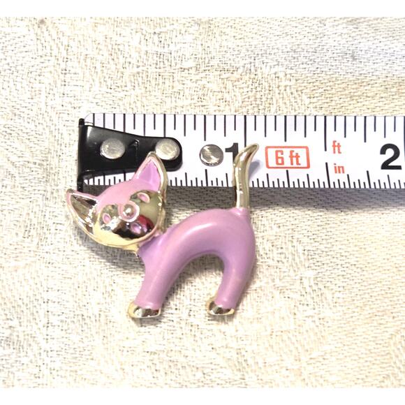 Lavender Silvertone Arched Kitty Cat Pin Brooch MCM Style Retro Whimsy Fairycore - Picture 3 of 7